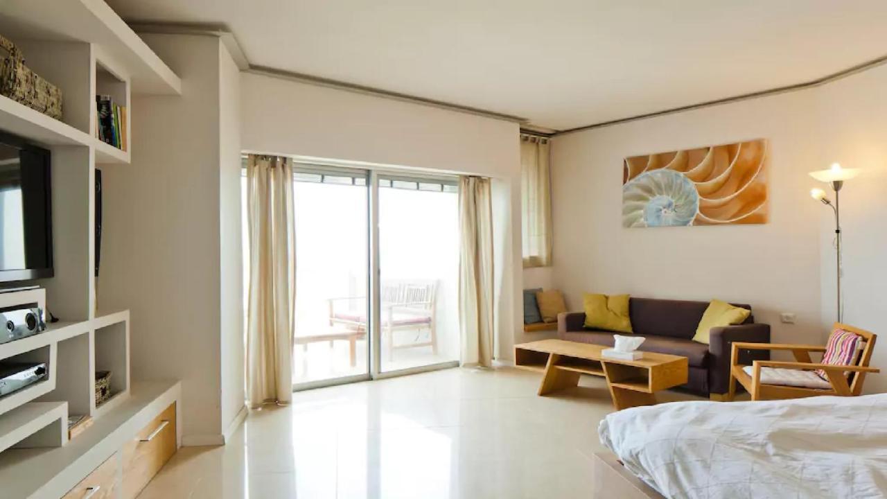 Luxury Sea View Apartment Herzelia Exteriör bild